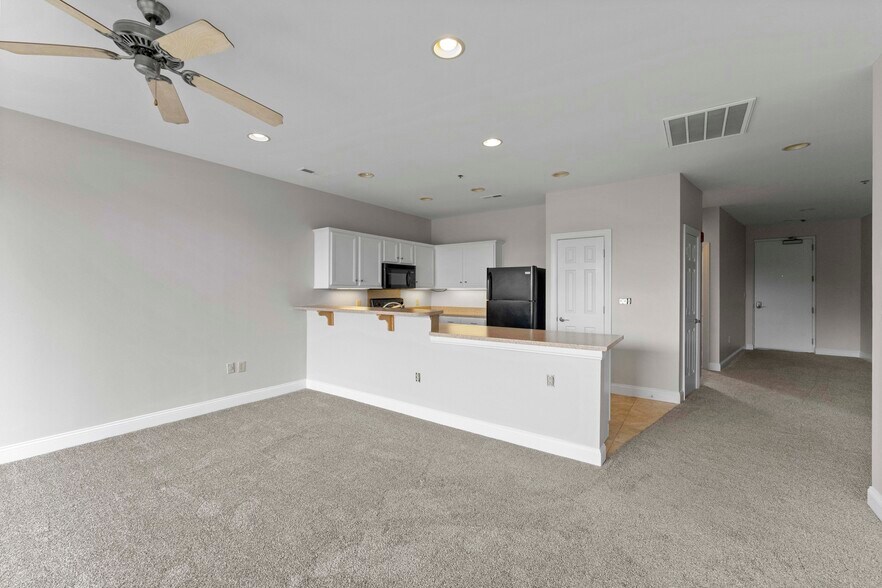 More Photos Of 19701 Bethel Church Rd, Cornelius Office For Sale