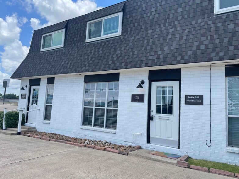 More Photos Of 2600 NASA Rd 1, Seabrook Medical For Sale
