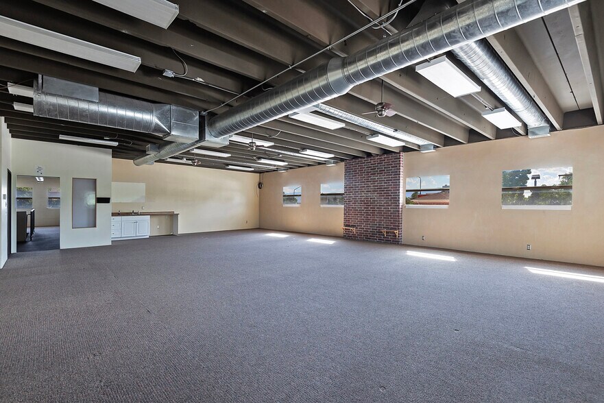 More Photos Of 821 E 400 S, Salt Lake City Storefront Retail Office For Sale
