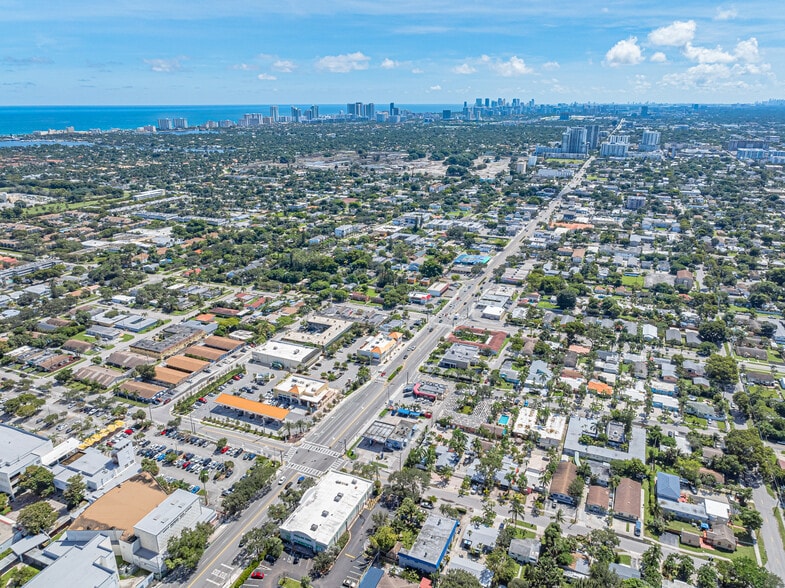 More Photos Of 1735 N Federal Hwy, Hollywood Storefront For Sale