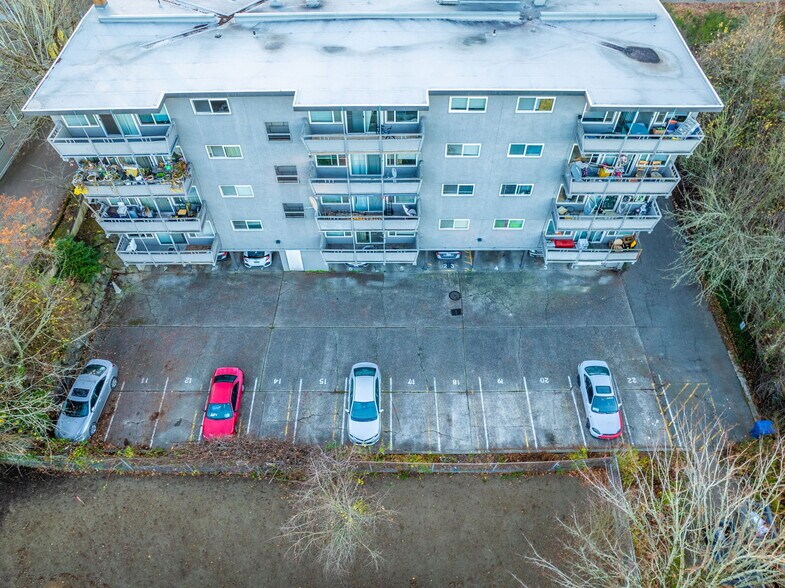 More Photos Of 8630 Rainier Ave S, Seattle Multifamily For Sale