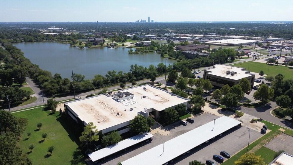 More Photos Of 4101 Perimeter Center Dr, Oklahoma City Office For Sale