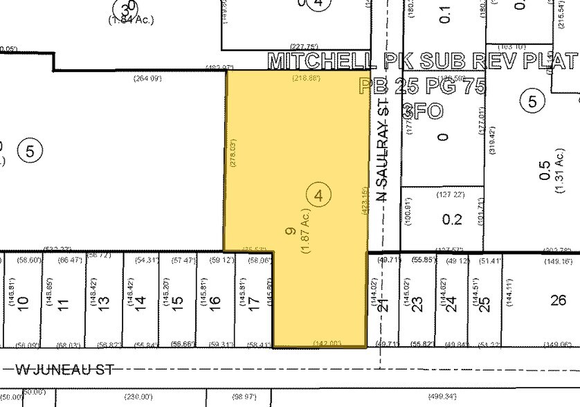 More Photos Of 8308-8318 N Saulray St, Tampa Warehouse For Lease