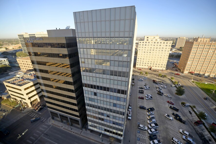 More Photos Of 306 W Wall St, Midland Office For Lease
