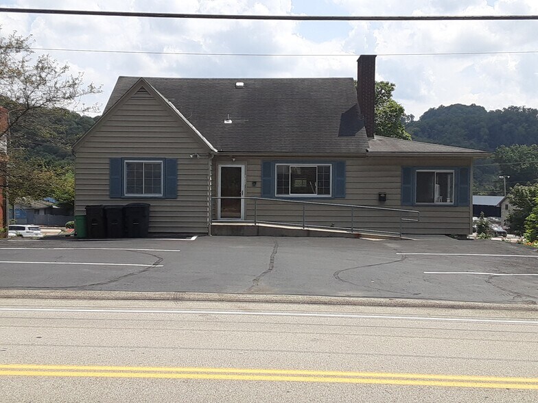 Primary Photo Of 4027 Old William Penn Hwy, Murrysville Freestanding For Lease