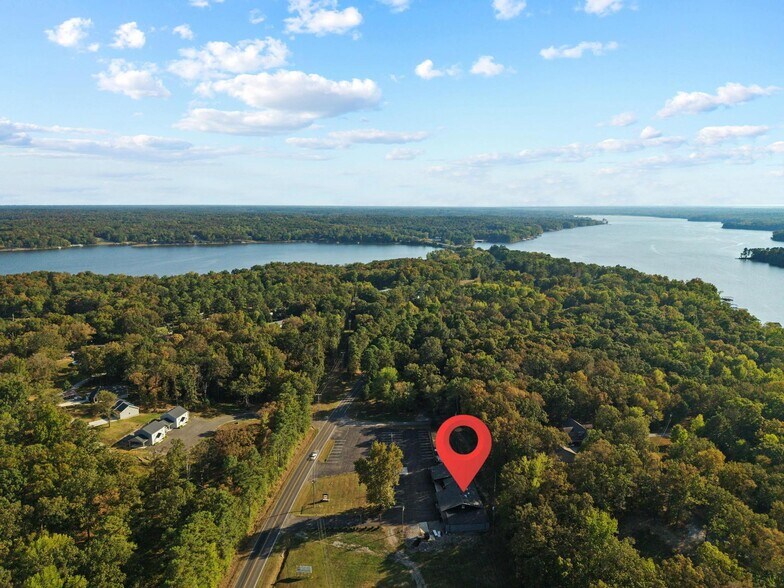 More Photos Of 11728 US Highway 68 E, Benton Flex For Sale