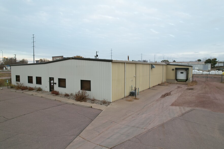 Primary Photo Of 3616 N Cliff Ave, Sioux Falls Industrial For Lease