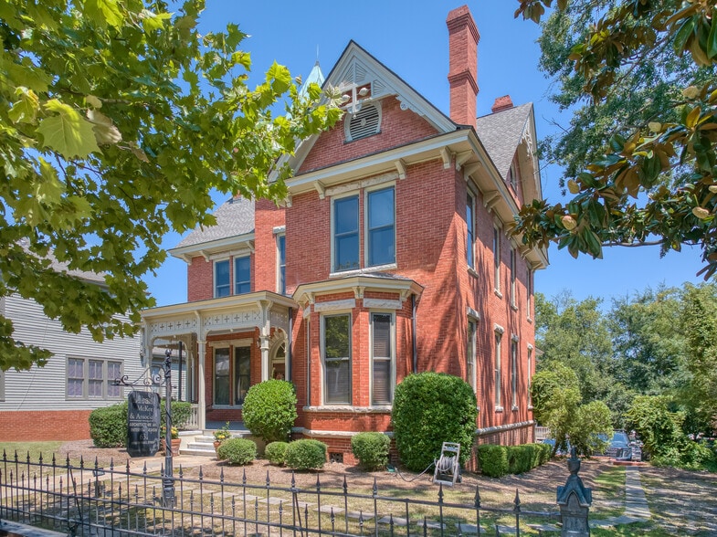 Primary Photo Of 631 S Hull St, Montgomery Loft Creative Space For Sale