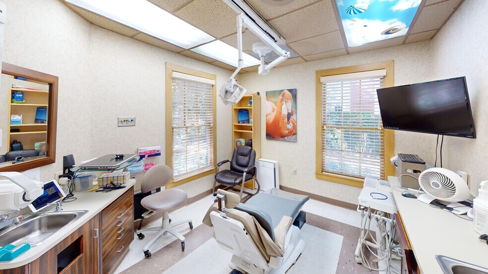 More Photos Of 720 W Main St, Jamestown Medical For Sale