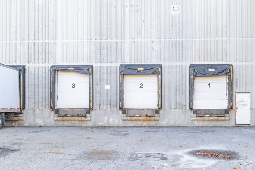 More Photos Of 1170 Birchmount Rd, Toronto Unknown For Lease