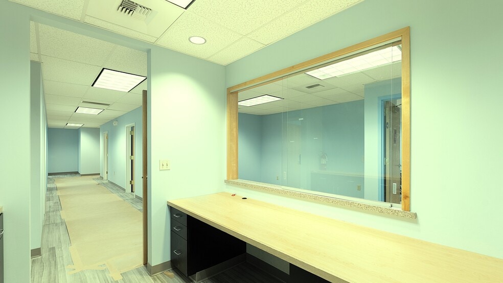 More Photos Of 220 E Rowan Ave, Spokane Medical For Lease