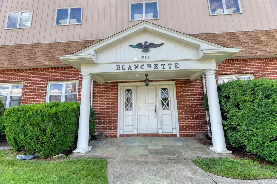 More Photos Of 845 Bloomfield Ave, Clifton Manufacturing For Lease