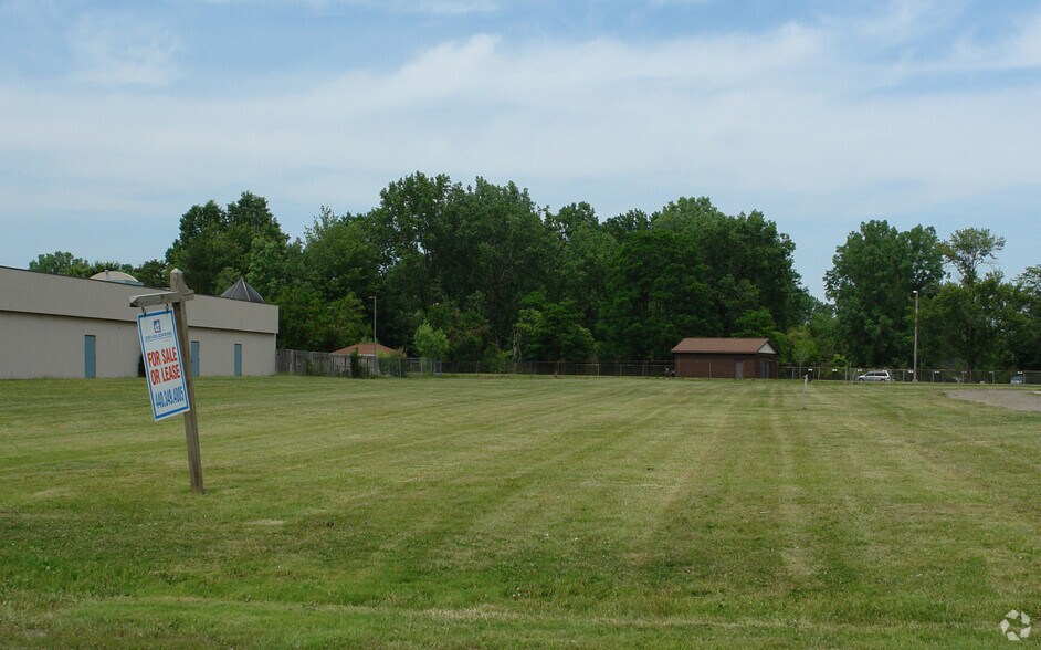 Primary Photo Of 6891 Smith Rd, Cleveland Land For Sale