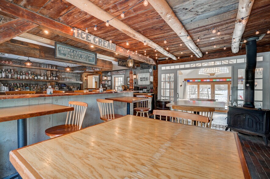 More Photos Of 193 Main St, Jackson Restaurant For Sale