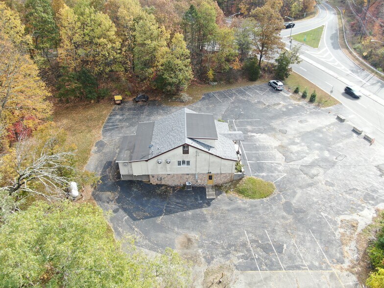 More Photos Of 409 Woodport Rd, Sparta Freestanding For Sale