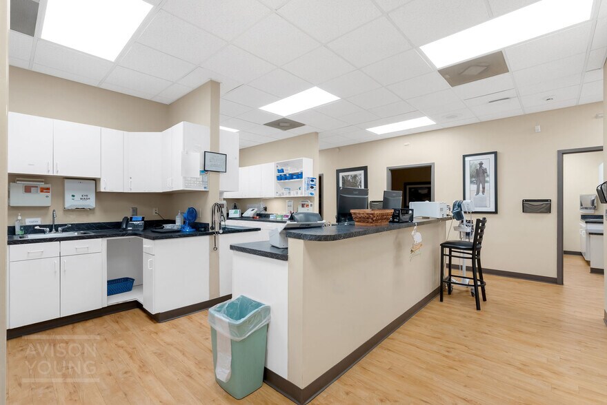 More Photos Of 35 Ray E Talley Ct, Simpsonville Medical For Lease