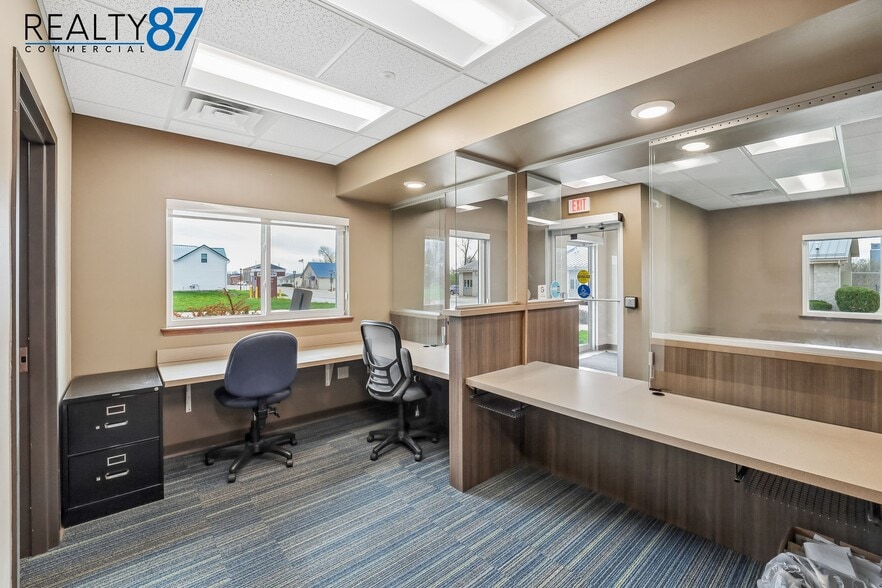 More Photos Of 131 Main St, Hills Office For Sale