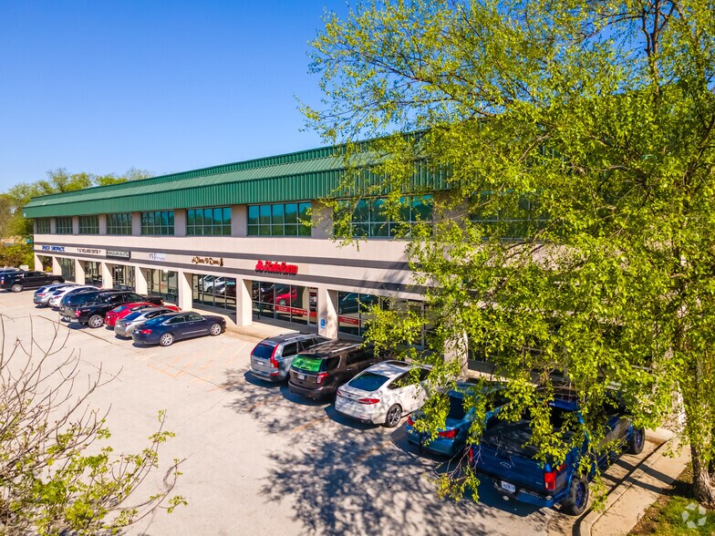 More Photos Of 1400-1420 NW Vivion Rd, Kansas City Office For Lease