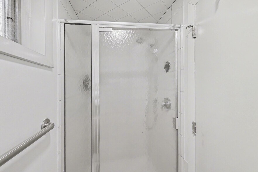 More Photos Of 396 Probasco St, Cincinnati Apartments For Sale