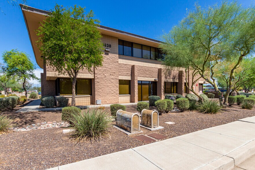 More Photos Of 1838 W Parkside Ln, Phoenix Office For Sale