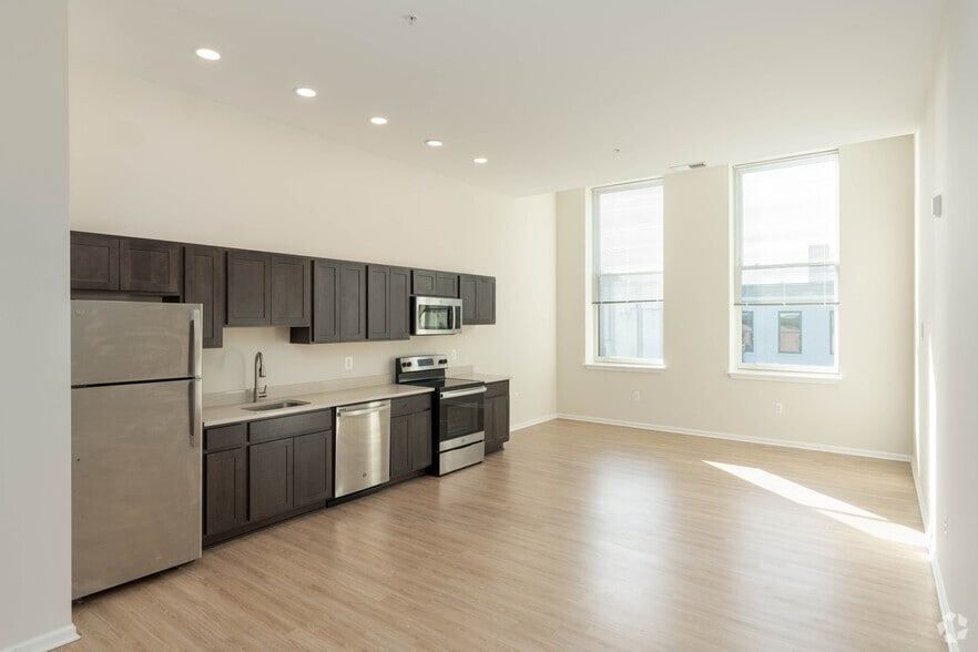 More Photos Of 413 N Howard St, Baltimore Apartments For Lease