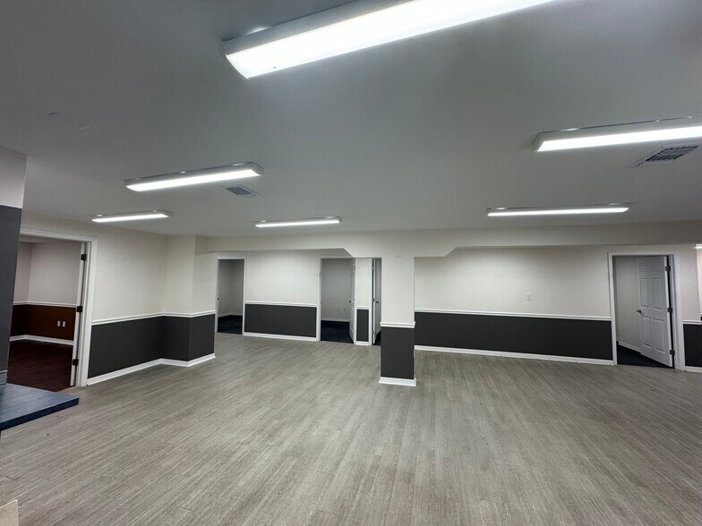 More Photos Of 1100 N Florida Ave, Tampa Office For Lease