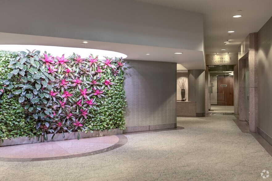 More Photos Of 733 Bishop St, Honolulu Office For Lease