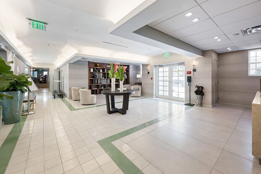 More Photos Of 334 20th St, Miami Beach Hotel For Lease