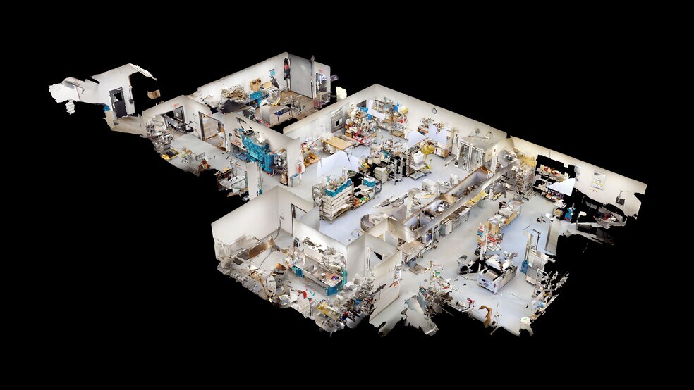 More Photos Of 911 E McMillan St, Cincinnati Storefront For Lease