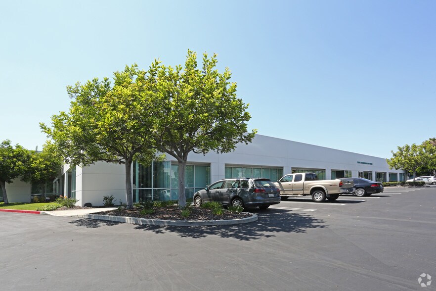 Primary Photo Of 17815 Newhope St, Fountain Valley Light Manufacturing For Lease