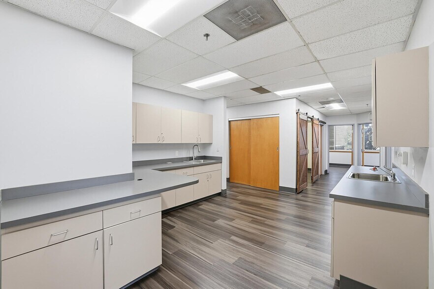 More Photos Of 1625 Medical Center Pt, Colorado Springs Medical For Lease