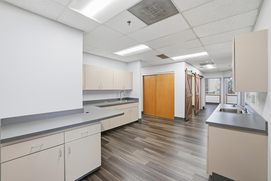 More Photos Of 1625 Medical Center Pt, Colorado Springs Medical For Lease