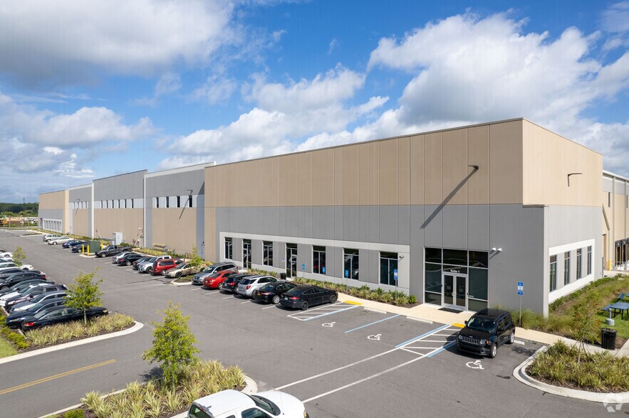 More Photos Of 2619 Ignition Dr, Jacksonville Warehouse For Lease