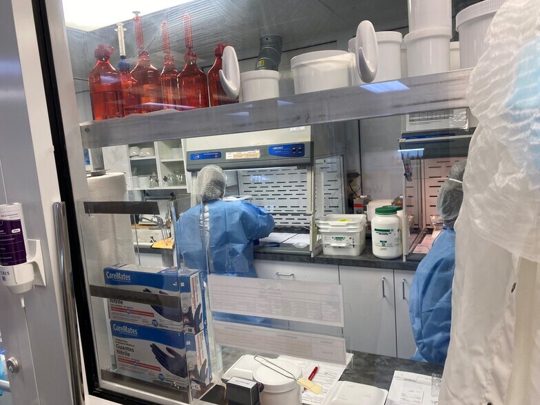 More Photos Of 1021 W Fairbanks Ave, Winter Park Freestanding For Sale