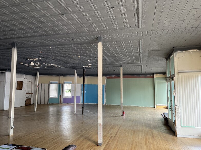 More Photos Of 96 Speedwell Ave, Morristown General Retail For Sale