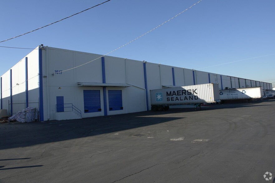 More Photos Of 1609-1617 Whipple Rd, Hayward Warehouse For Lease