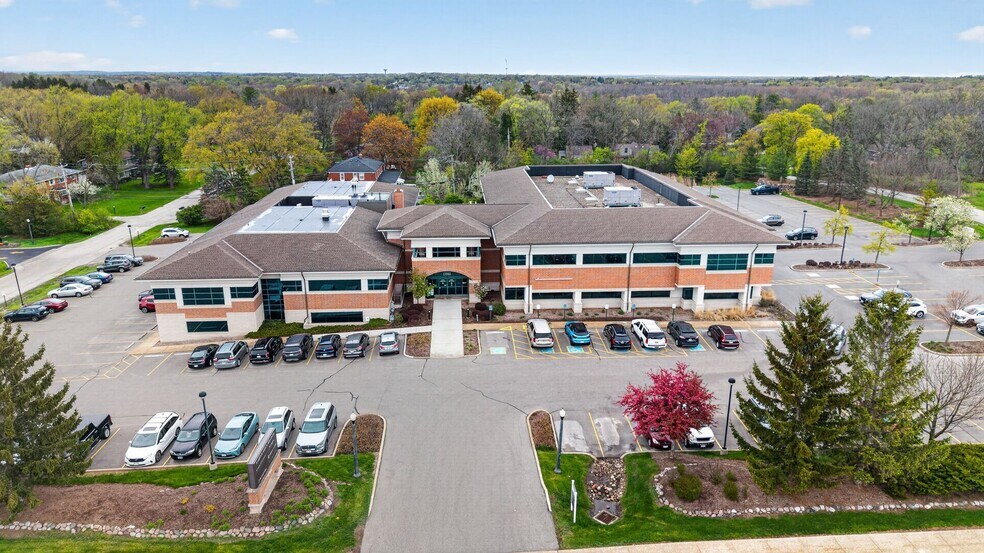 More Photos Of 17000 W North Ave, Brookfield Medical For Lease