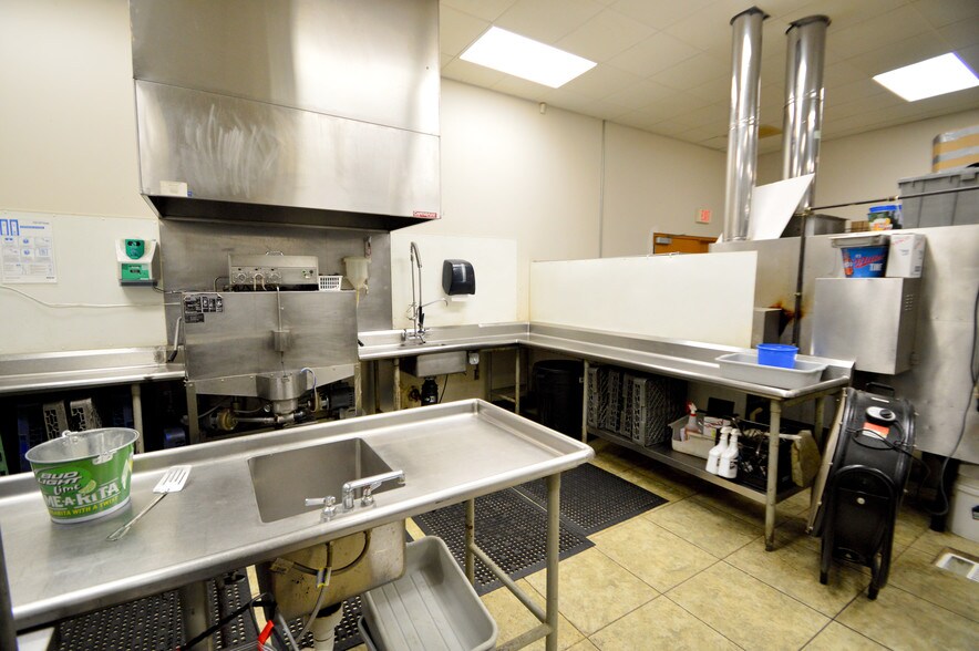 More Photos Of 204 Wolf River Dr, Fremont Marina For Sale