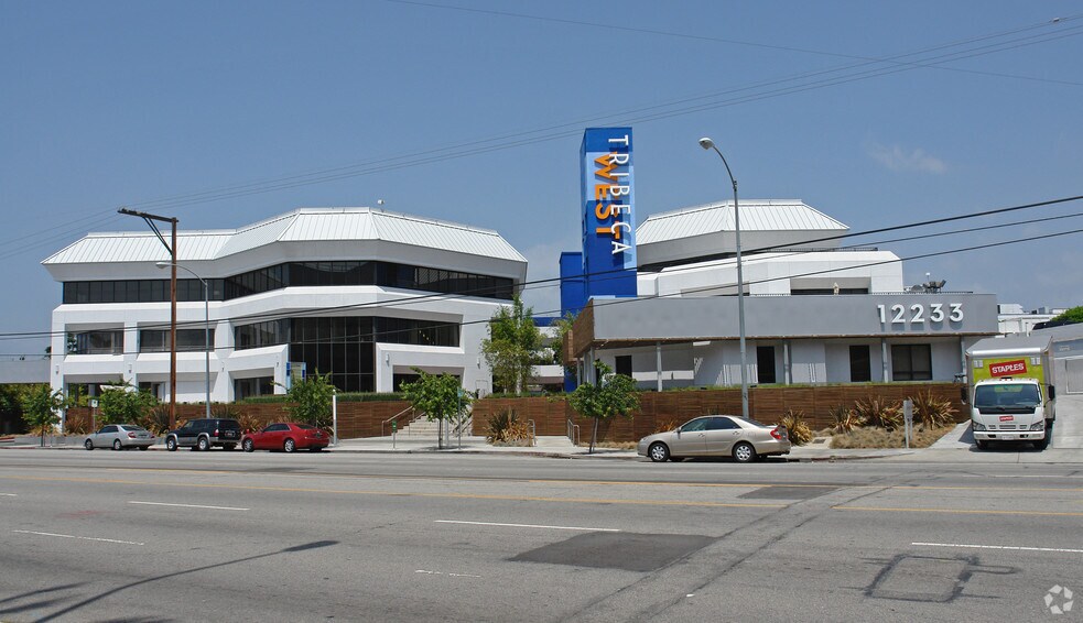 More Photos Of 12233 W Olympic Blvd, Los Angeles Loft Creative Space For Lease