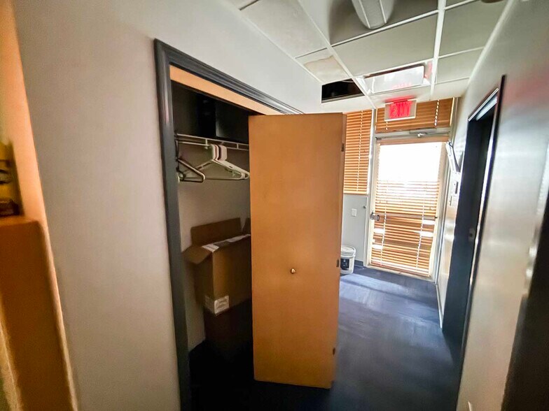 More Photos Of 602 E Green St, Champaign Storefront Retail Office For Lease