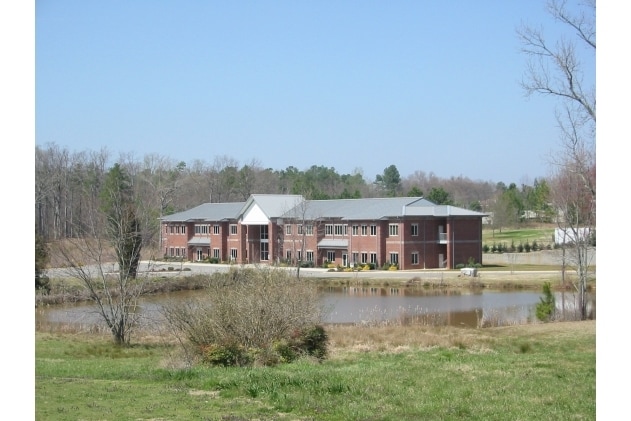 More Photos Of 1610 E Marion St, Shelby Medical For Lease