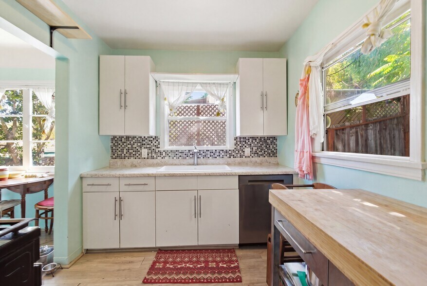 More Photos Of 66 Hampden Ter, Alhambra Multifamily For Sale