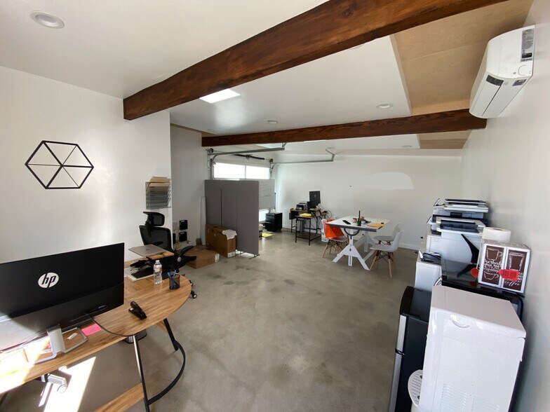 More Photos Of 8727 Venice Blvd, Los Angeles Loft Creative Space For Lease