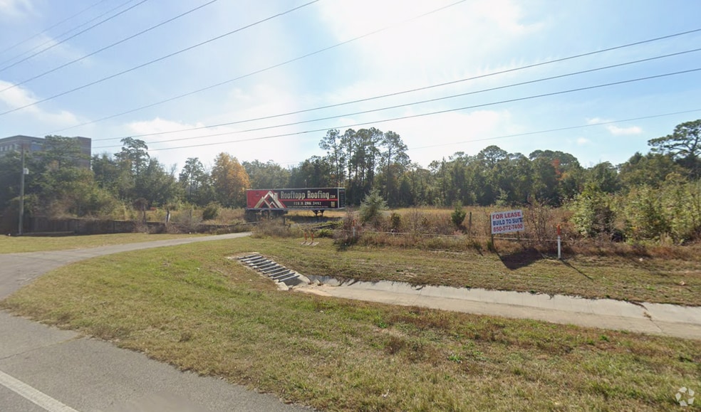 More Photos Of 1437 Nine Mile Rd, Pensacola Unknown For Lease