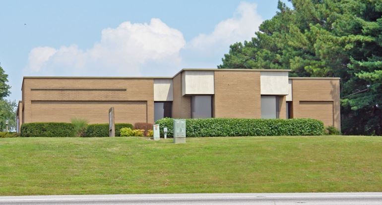More Photos Of 4209 Frontage Rd, Fayetteville Office For Lease