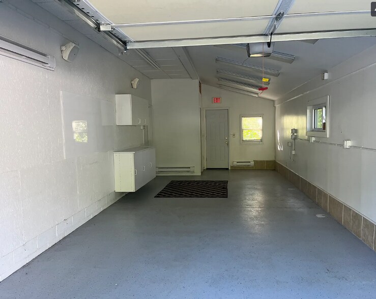 More Photos Of 1128 PA-56, Apollo Flex For Lease