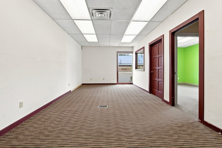 More Photos Of 4836 S College Ave, Fort Collins Office For Lease