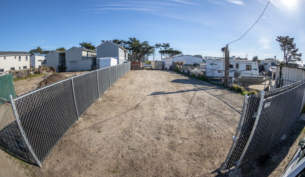 More Photos Of 339 Princeton Avenue, Half Moon Bay Land For Lease