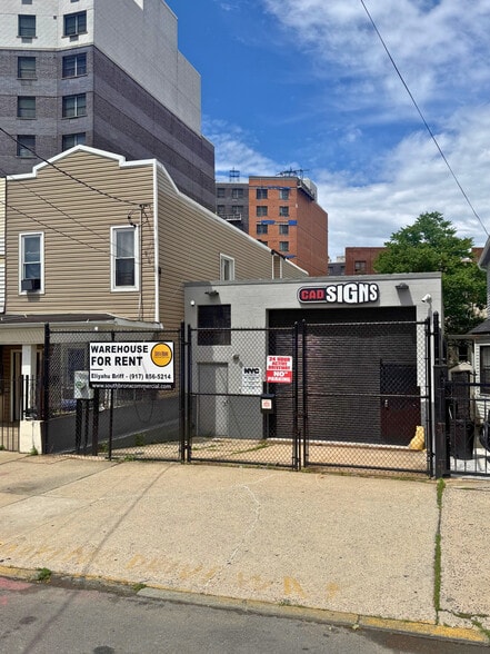 Primary Photo Of 1177 178th St, Bronx Warehouse For Lease