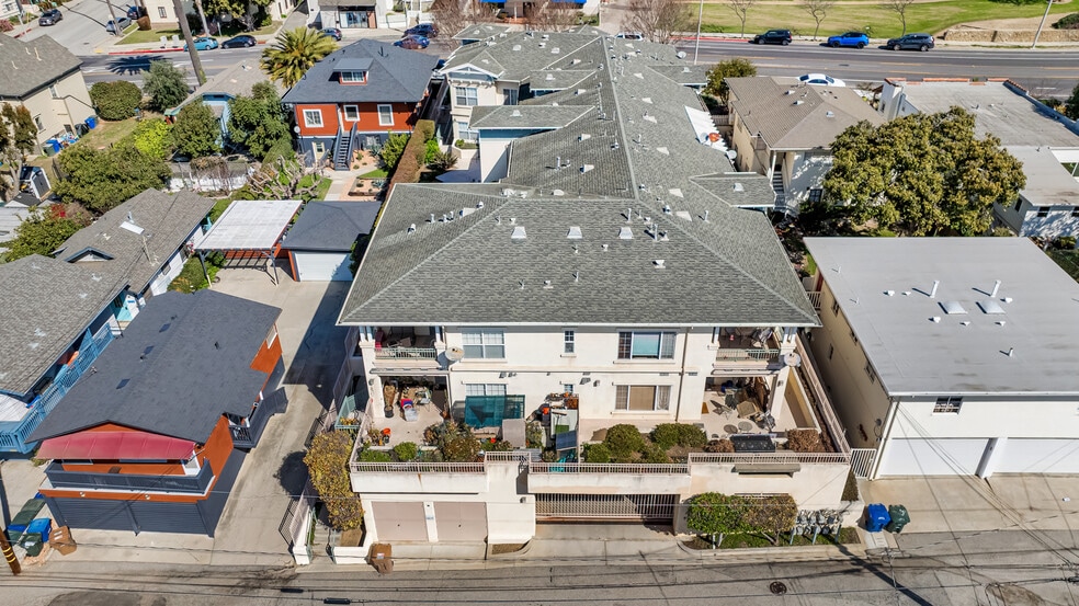 More Photos Of 1256 E Main St, Ventura Apartments For Sale